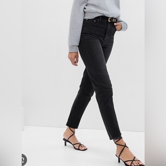 Gap | Cheeky Straight Sky High Jeans | 26 Petite (2P) - Picture 3 of 9